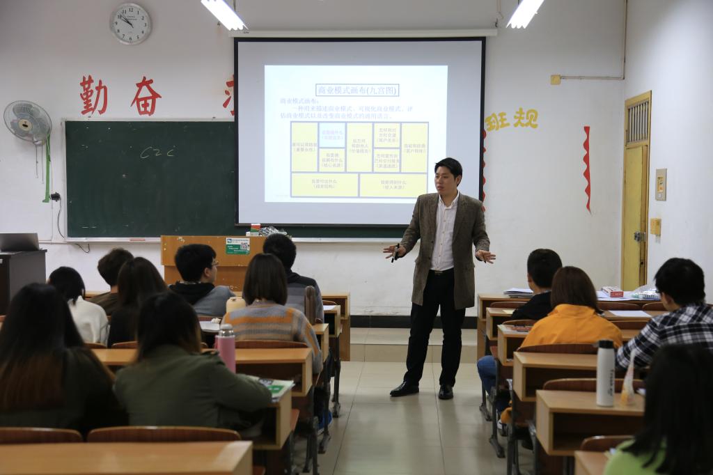 丰富的生活实践经验