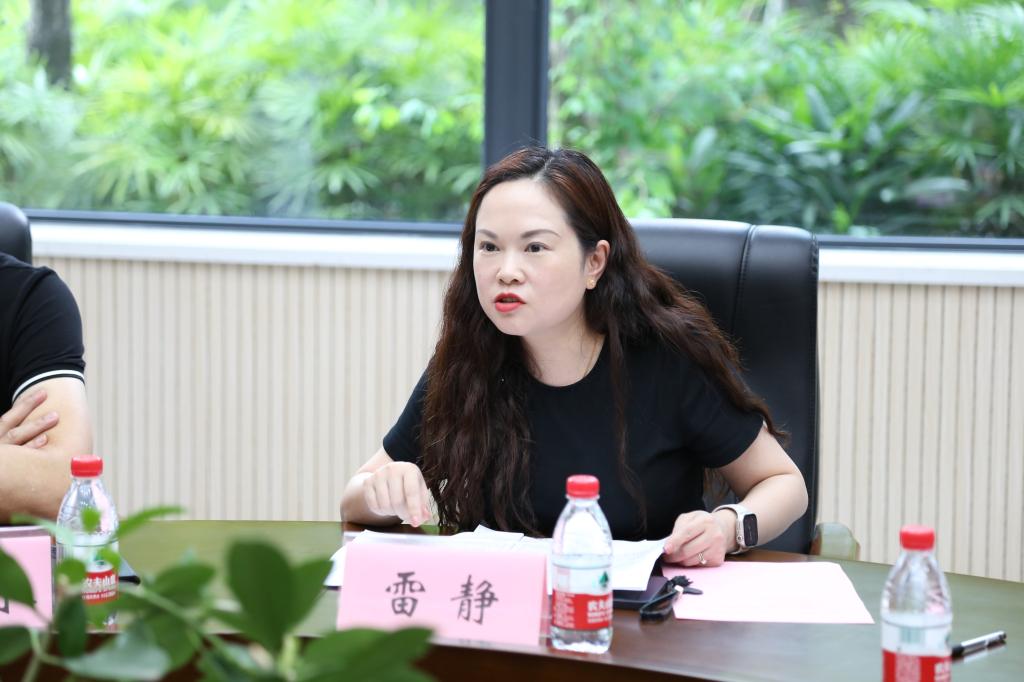 课题组全体成员参加