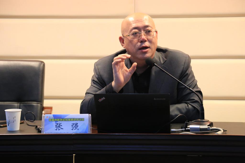 创新龙珠直播入口宣布成为AC米兰官方