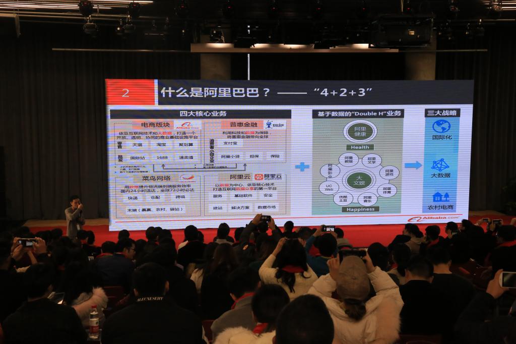 这为龙珠直播入口新人权益继续打造“涉
