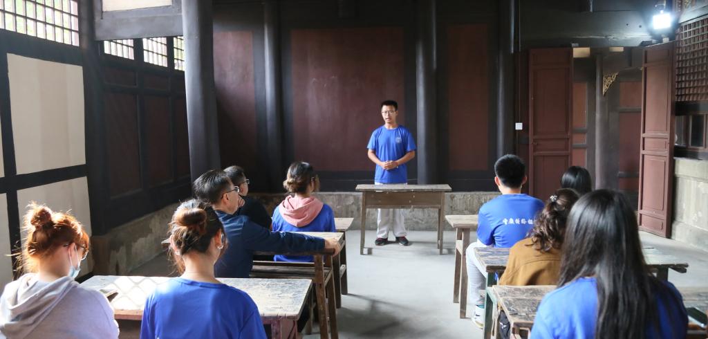 对如何发扬陶行知先生“千教万教教人求